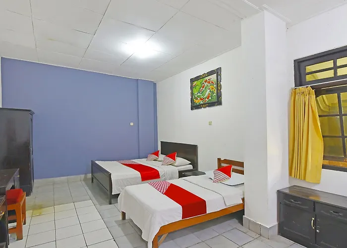 Oyo 3244 Grand Chandra Denpasar (Bali)