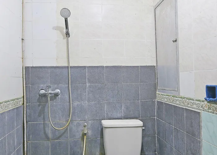 Oyo 3244 Grand Chandra Denpasar (Bali)