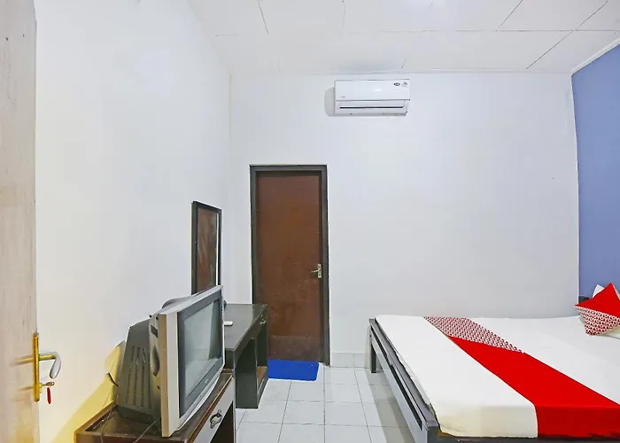 Oyo 3244 Grand Chandra Denpasar (Bali)