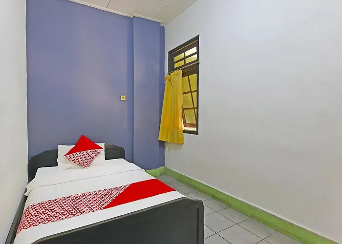 Oyo 3244 Grand Chandra 2*