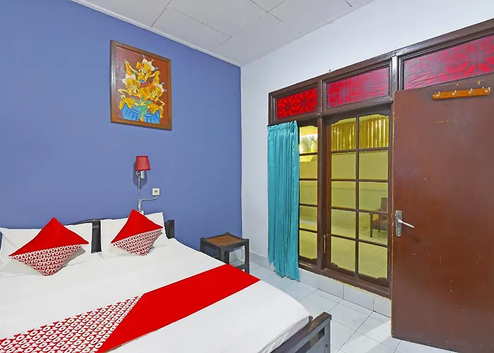 Oyo 3244 Grand Chandra Hotel