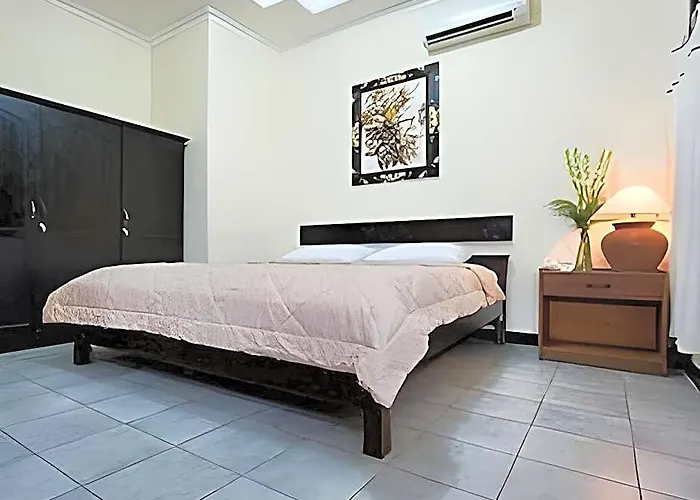 Oyo 3244 Grand Chandra 2*